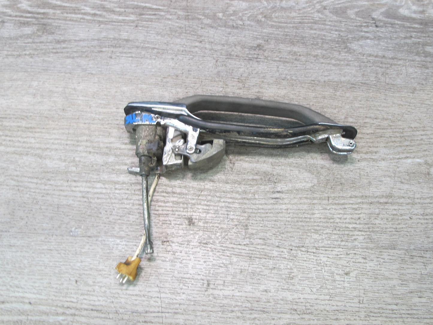 86-89 Mercedes R107 560SL Set of 2 Left & Right Door Exterior Handle OEM