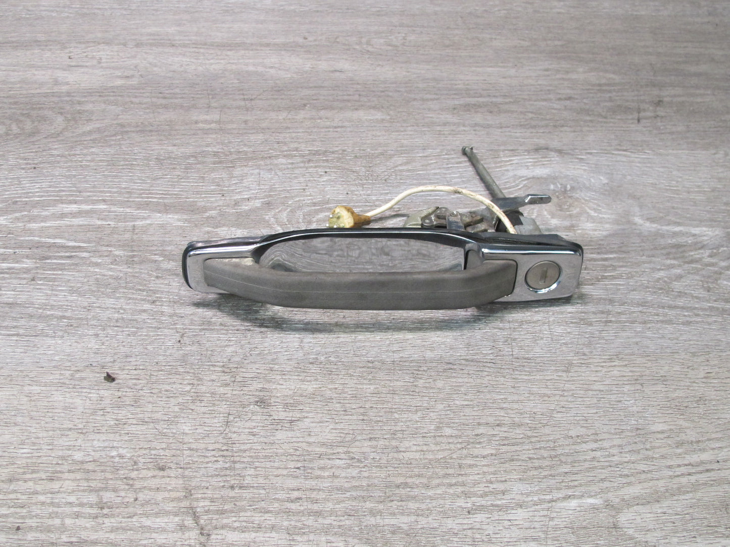 86-89 Mercedes R107 560SL Set of 2 Left & Right Door Exterior Handle OEM