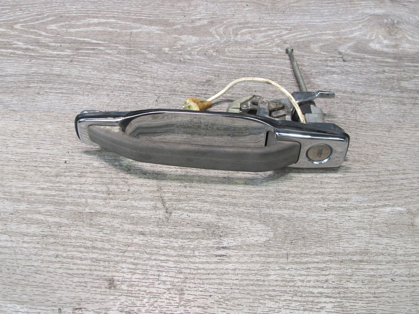 86-89 Mercedes R107 560SL Set of 2 Left & Right Door Exterior Handle OEM