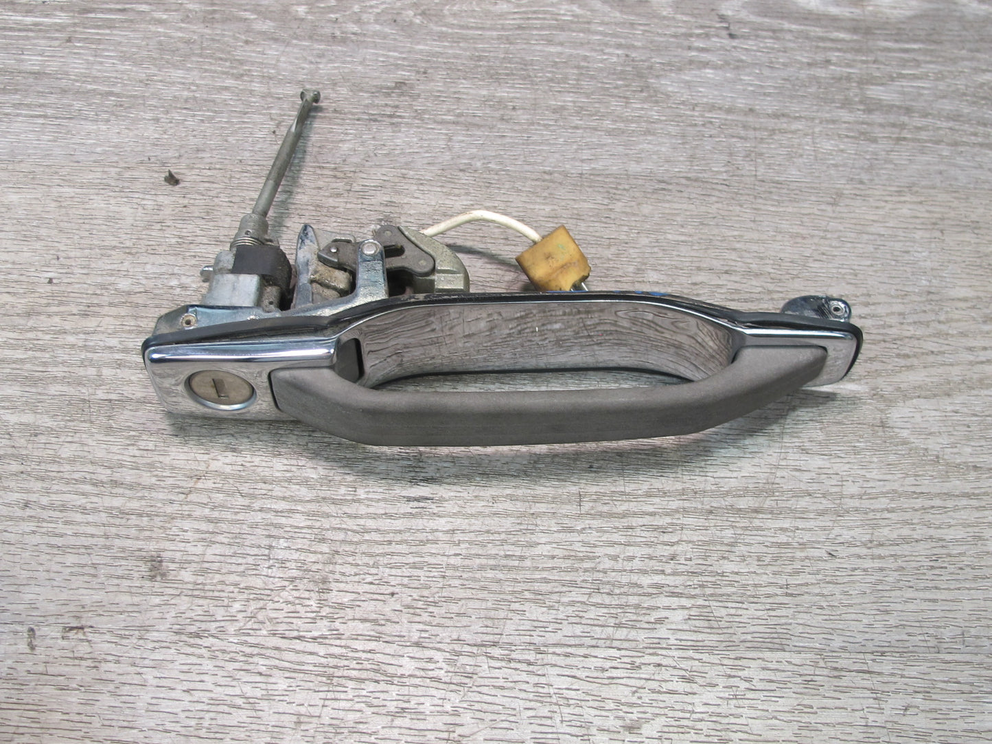 86-89 Mercedes R107 560SL Set of 2 Left & Right Door Exterior Handle OEM