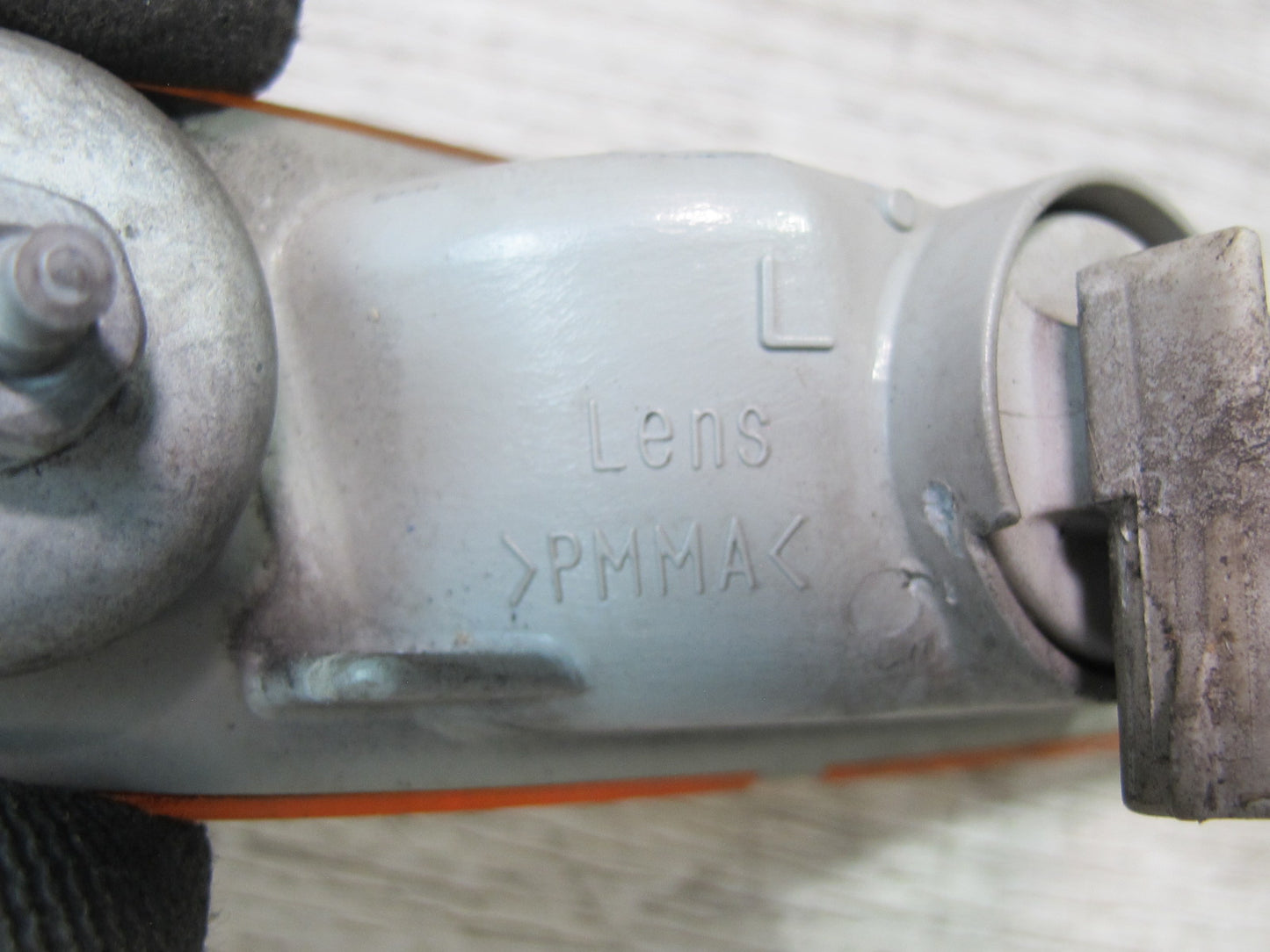 01-05 Lexus IS300 JCE10L Sedan Front Bumper Left Right Side Marker Light Set OEM