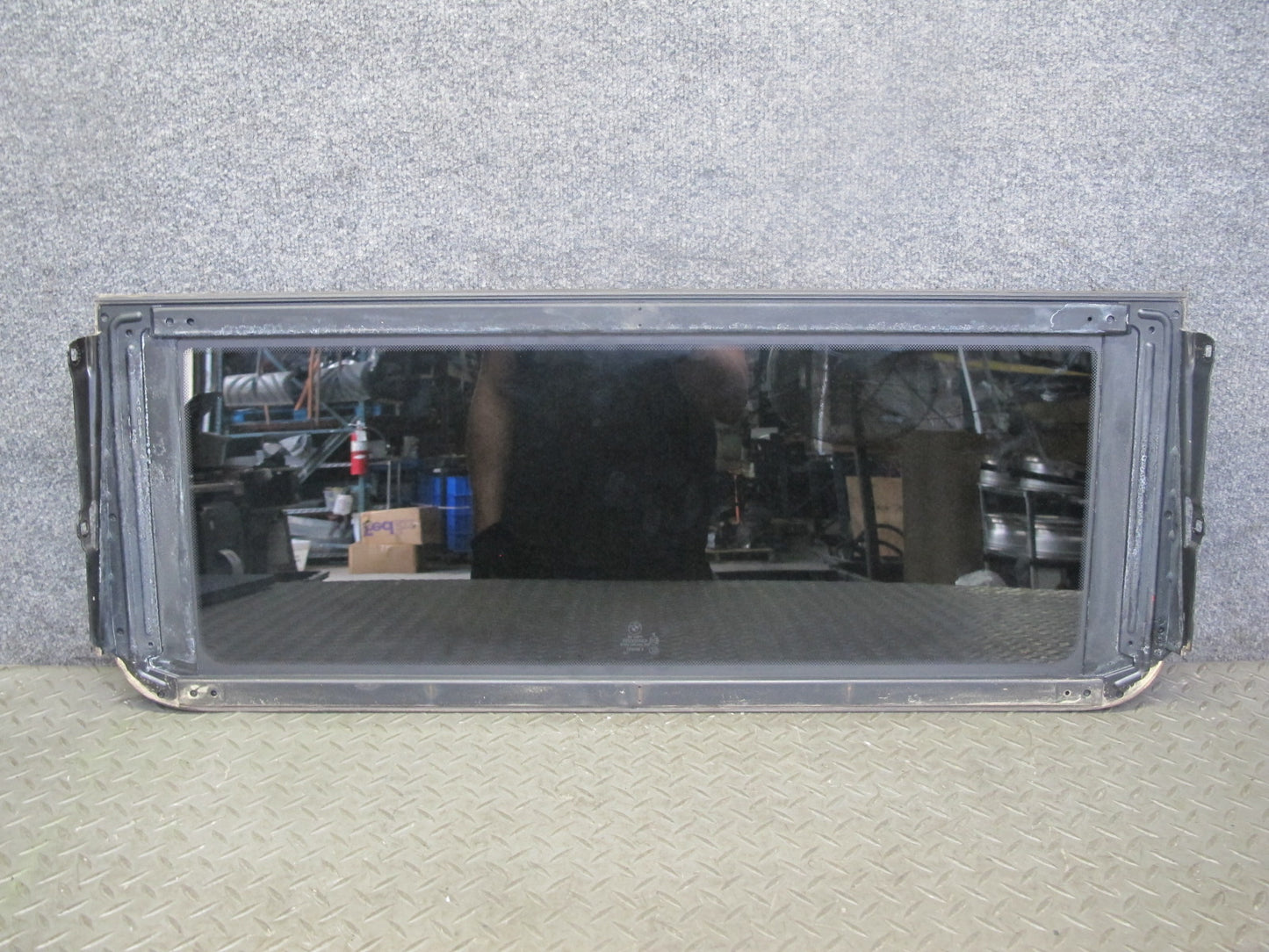 2007-2013 BMW E70 X5 Rear Panoramic Sunroof Glass Panel 7160018