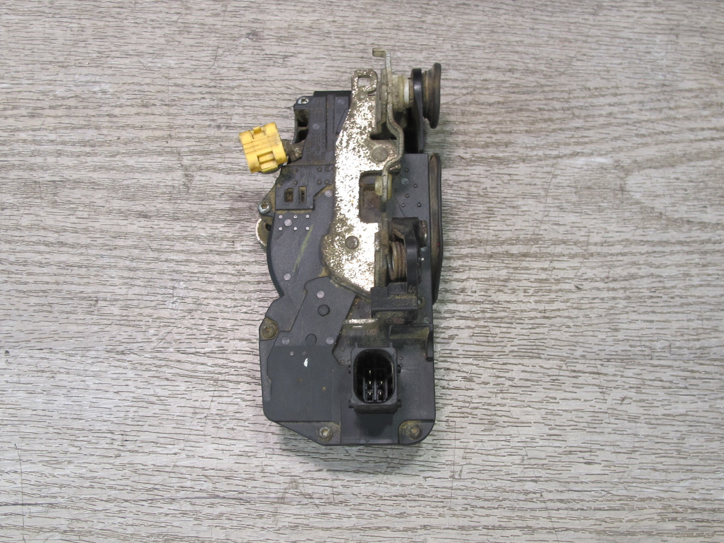2003-2007 Hummer H2 Rear Left Driver Side Door Lock Latch Actuator