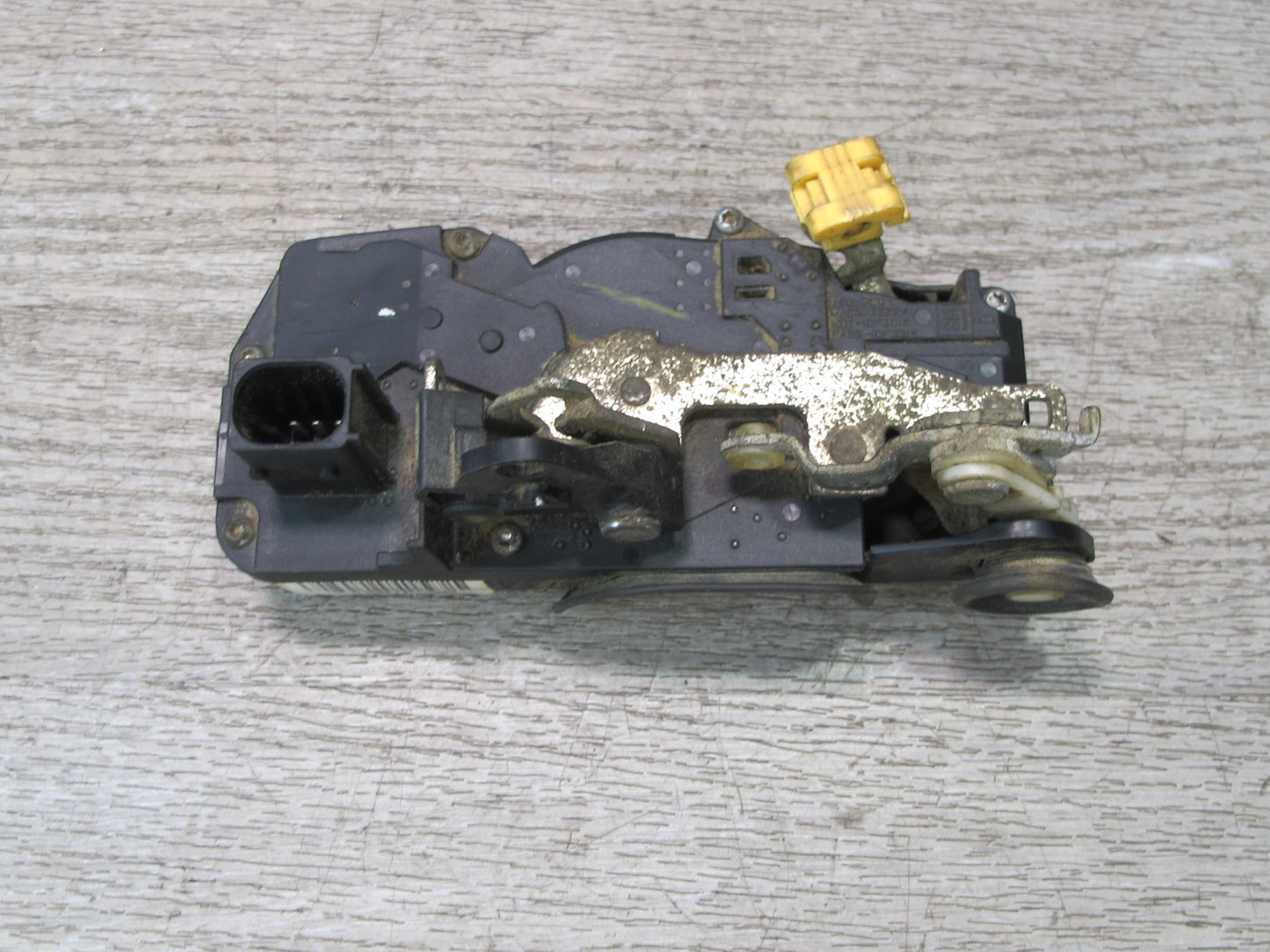 2003-2007 Hummer H2 Rear Left Driver Side Door Lock Latch Actuator