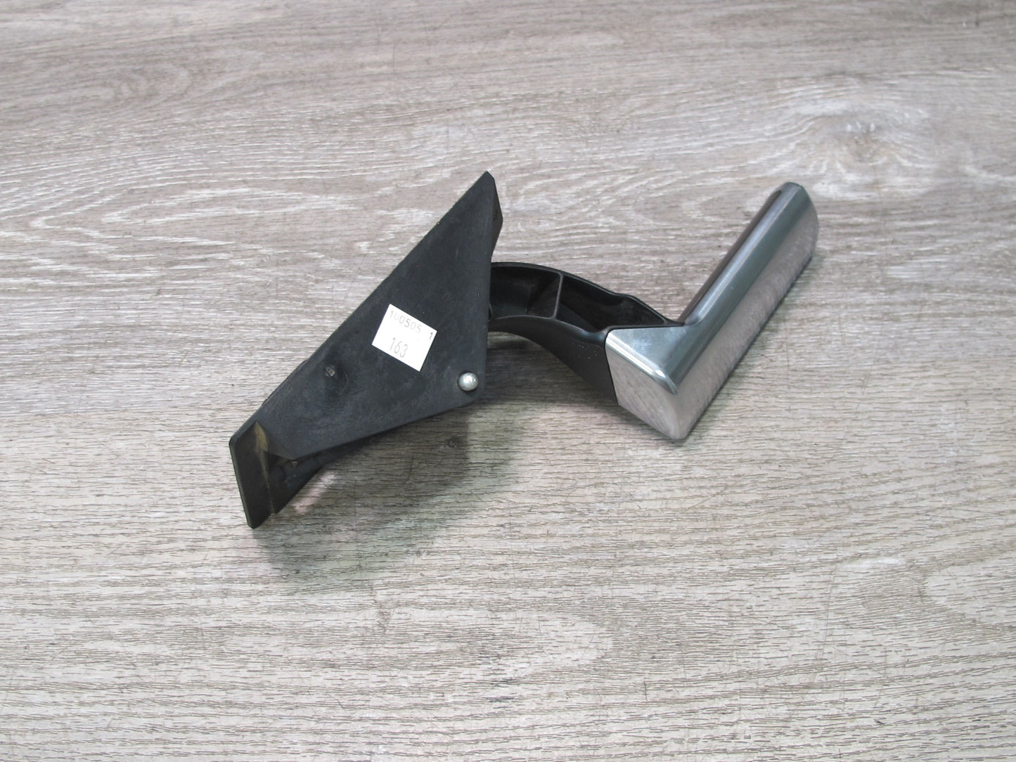 2003-2007 Hummer H2 Front Right Pass Side Door Interior Chrome Handle