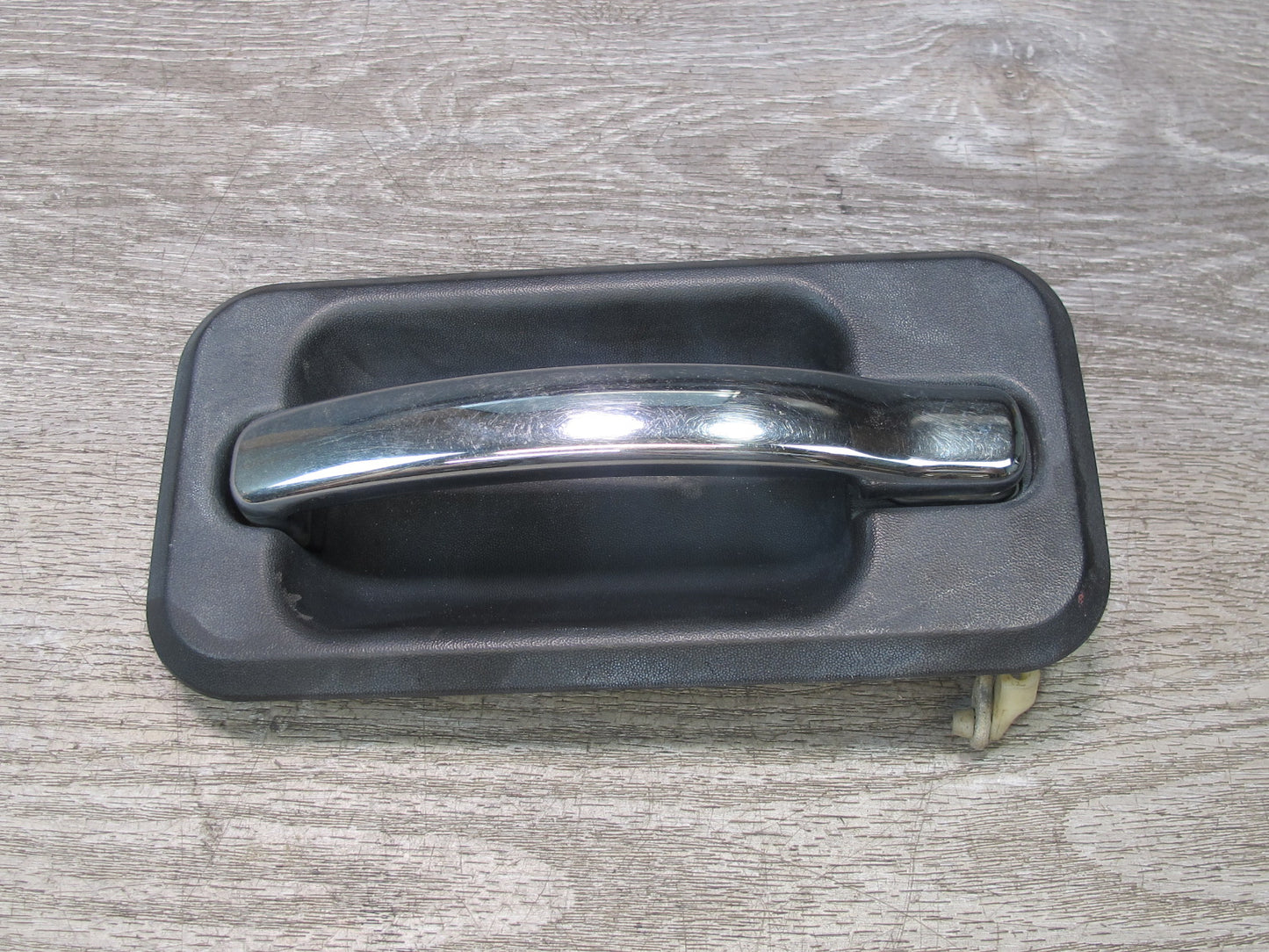 2003-2006 Hummer H2 Rear Right Passenger Side Door Exterior Handle