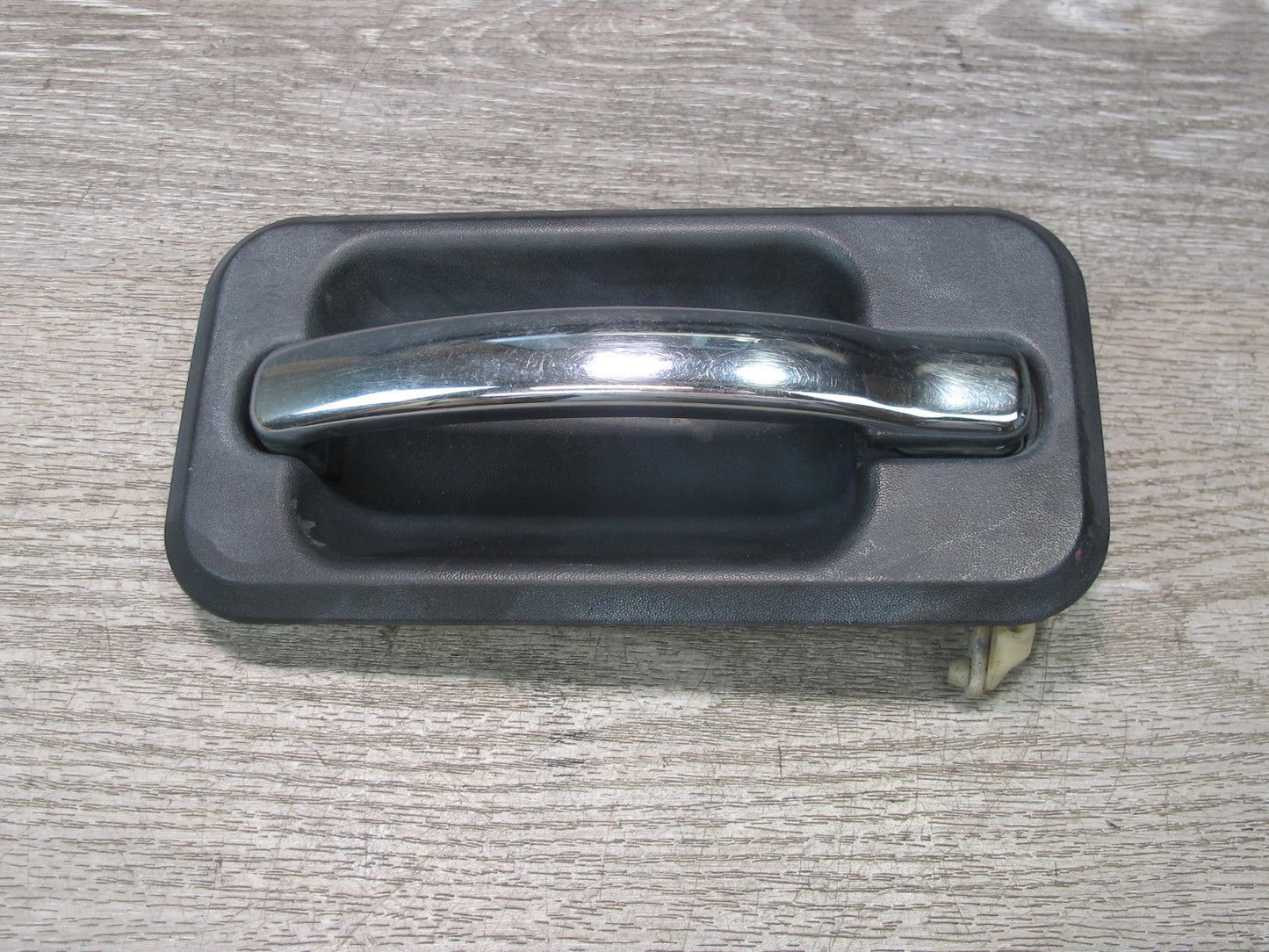 2003-2006 Hummer H2 Rear Right Passenger Side Door Exterior Handle