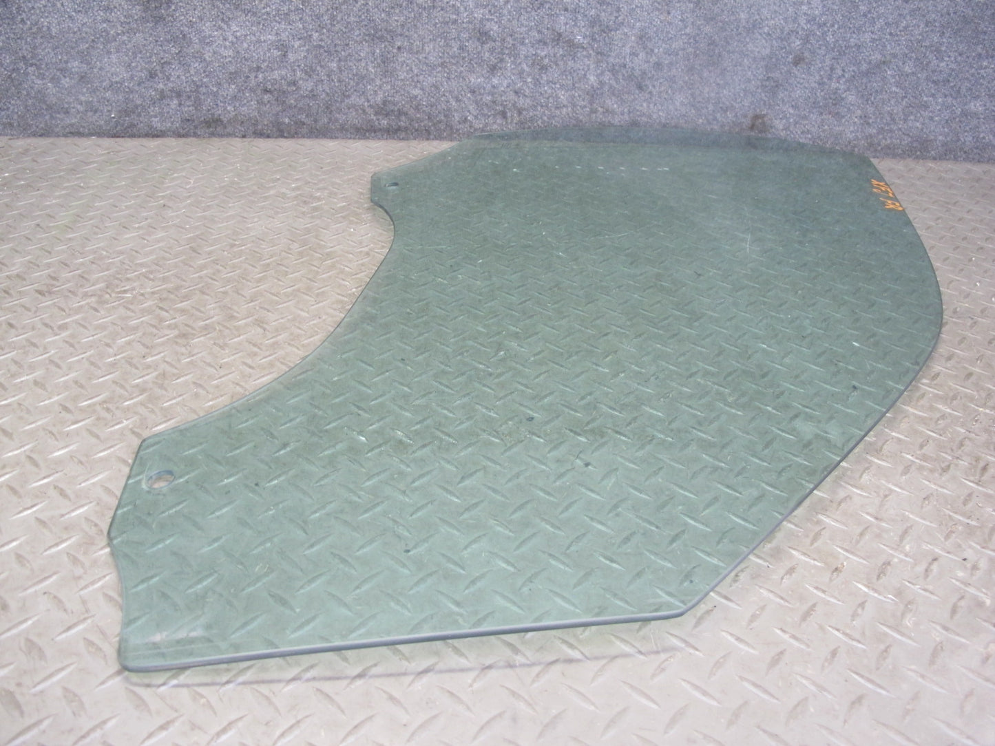 2007-2013 BMW E70 X5 Front Right Door Glass Window