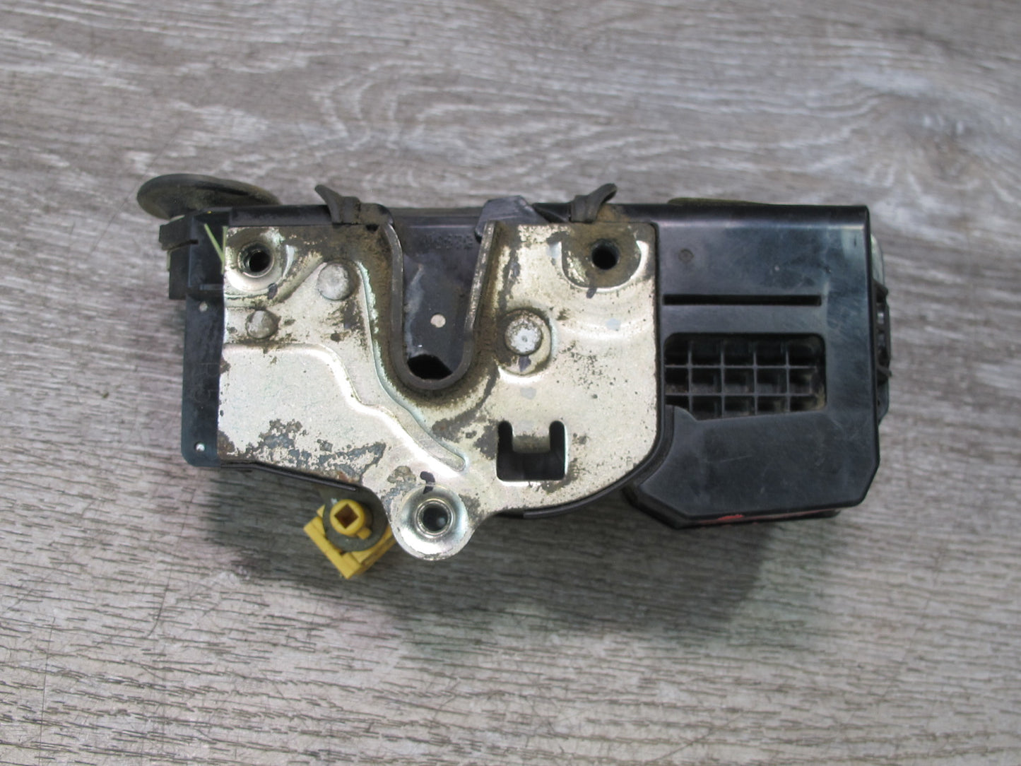 2003-2007 Hummer H2 Rear Right Passenger Side Door Lock Latch Actuator