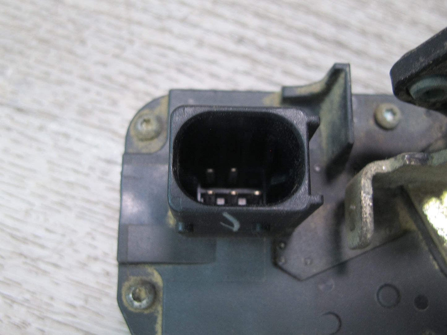 2003-2007 Hummer H2 Rear Right Passenger Side Door Lock Latch Actuator