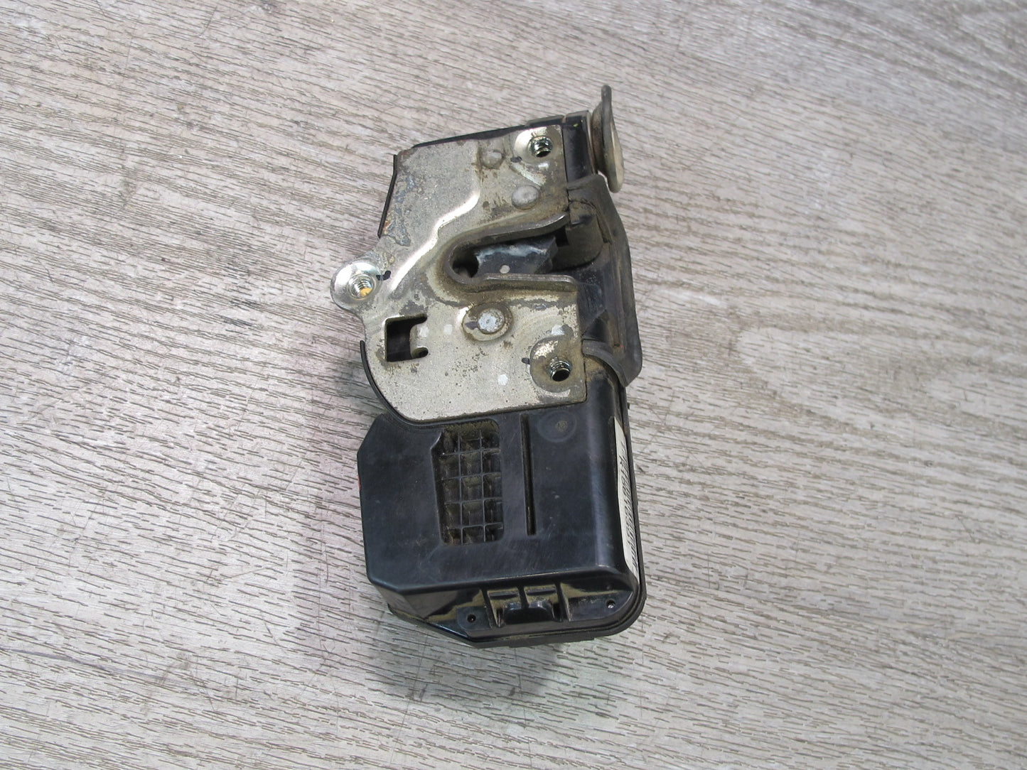 2003-2007 Hummer H2 Rear Right Passenger Side Door Lock Latch Actuator
