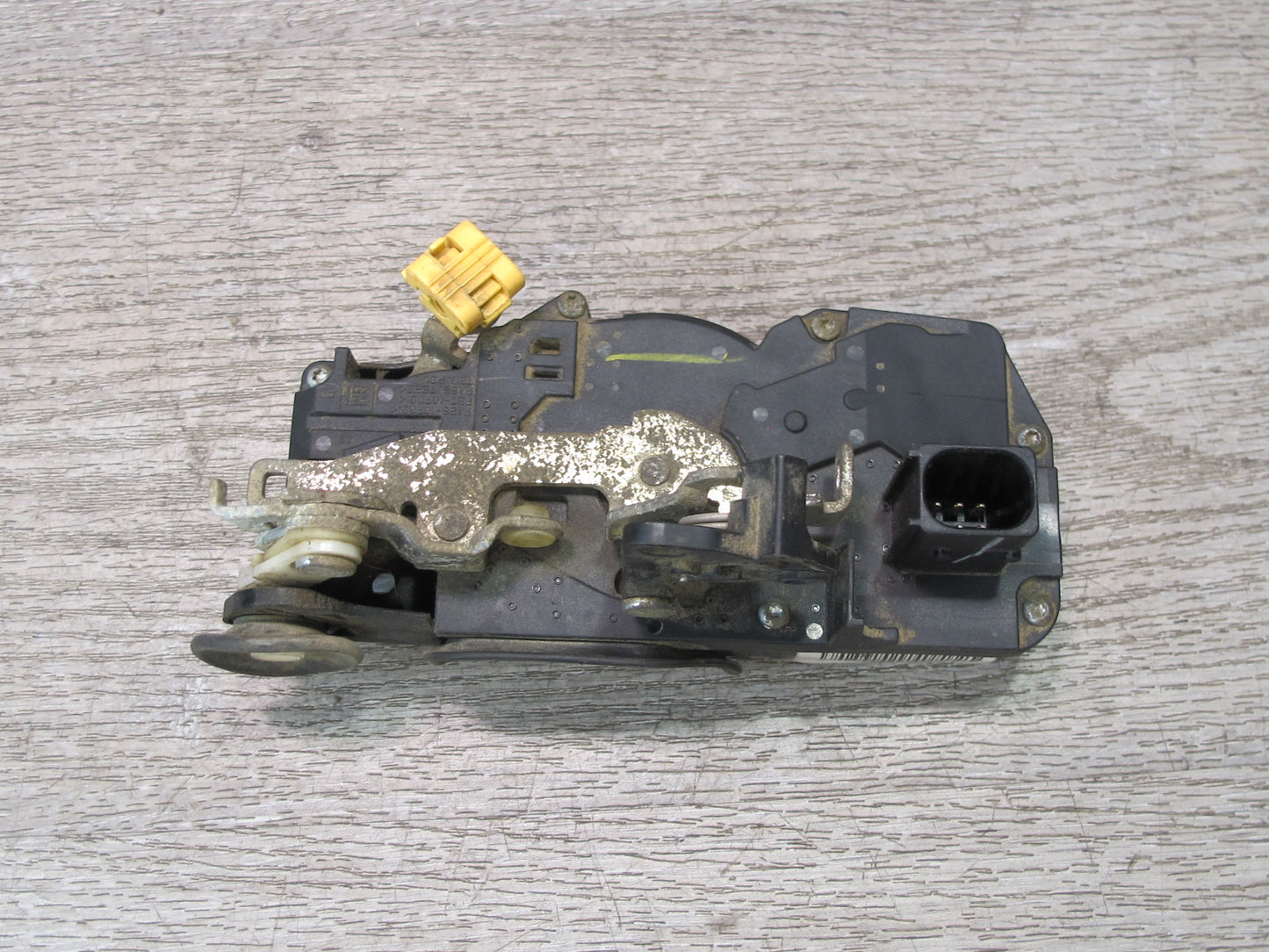 2003-2007 Hummer H2 Rear Right Passenger Side Door Lock Latch Actuator
