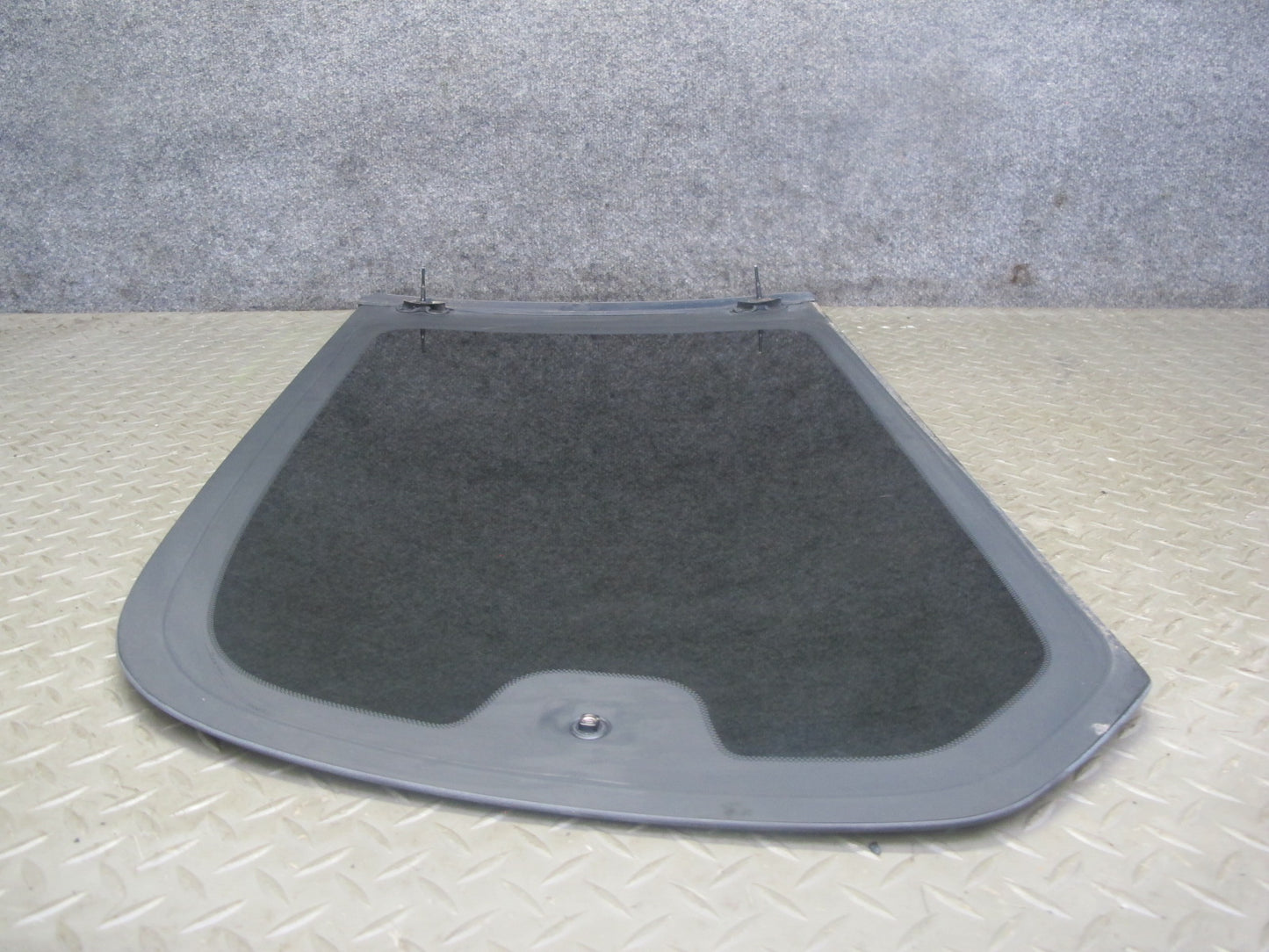 2003-2007 Lexus J100 LX470 Rear Left Driver Side Quarter Glass Window