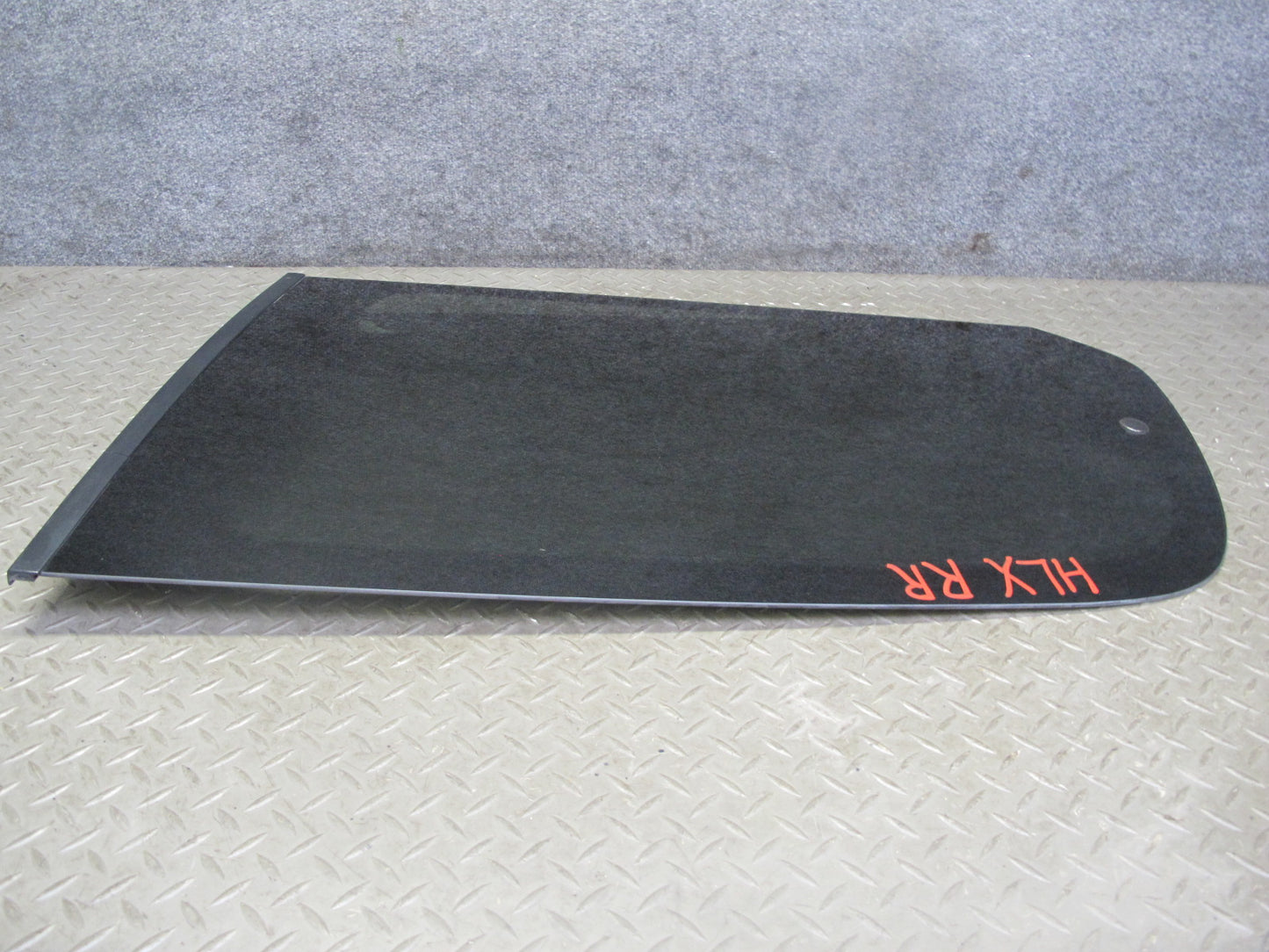2003-2007 Lexus J100 LX470 Rear Right Passenger Side Quarter Glass Window