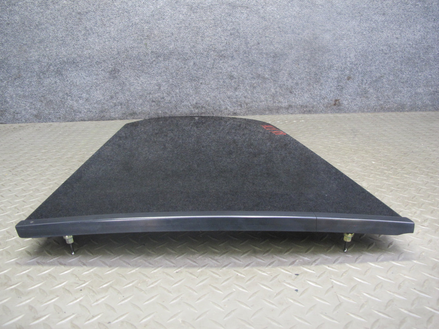2003-2007 Lexus J100 LX470 Rear Right Passenger Side Quarter Glass Window