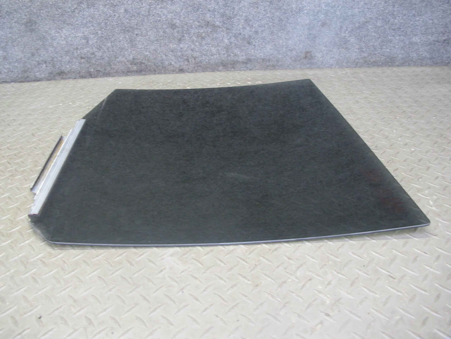 2003-2007 Lexus J100 LX470 Rear Right Passenger Side Door Glass Window