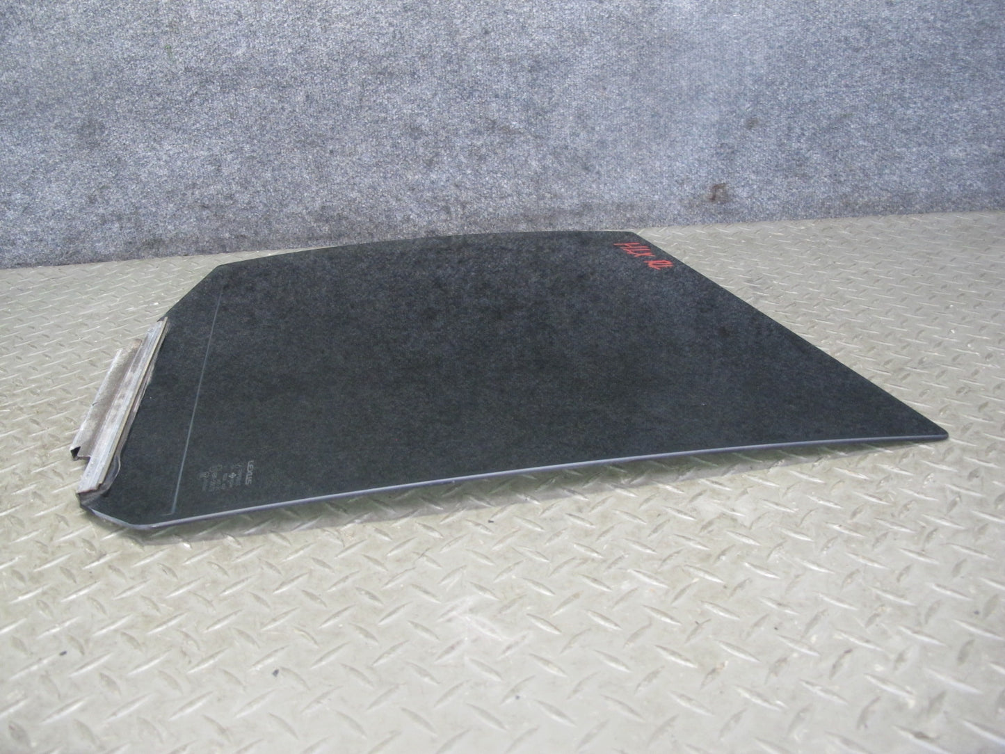 2003-2007 Lexus J100 LX470 Rear Left Driver Side Door Glass Window
