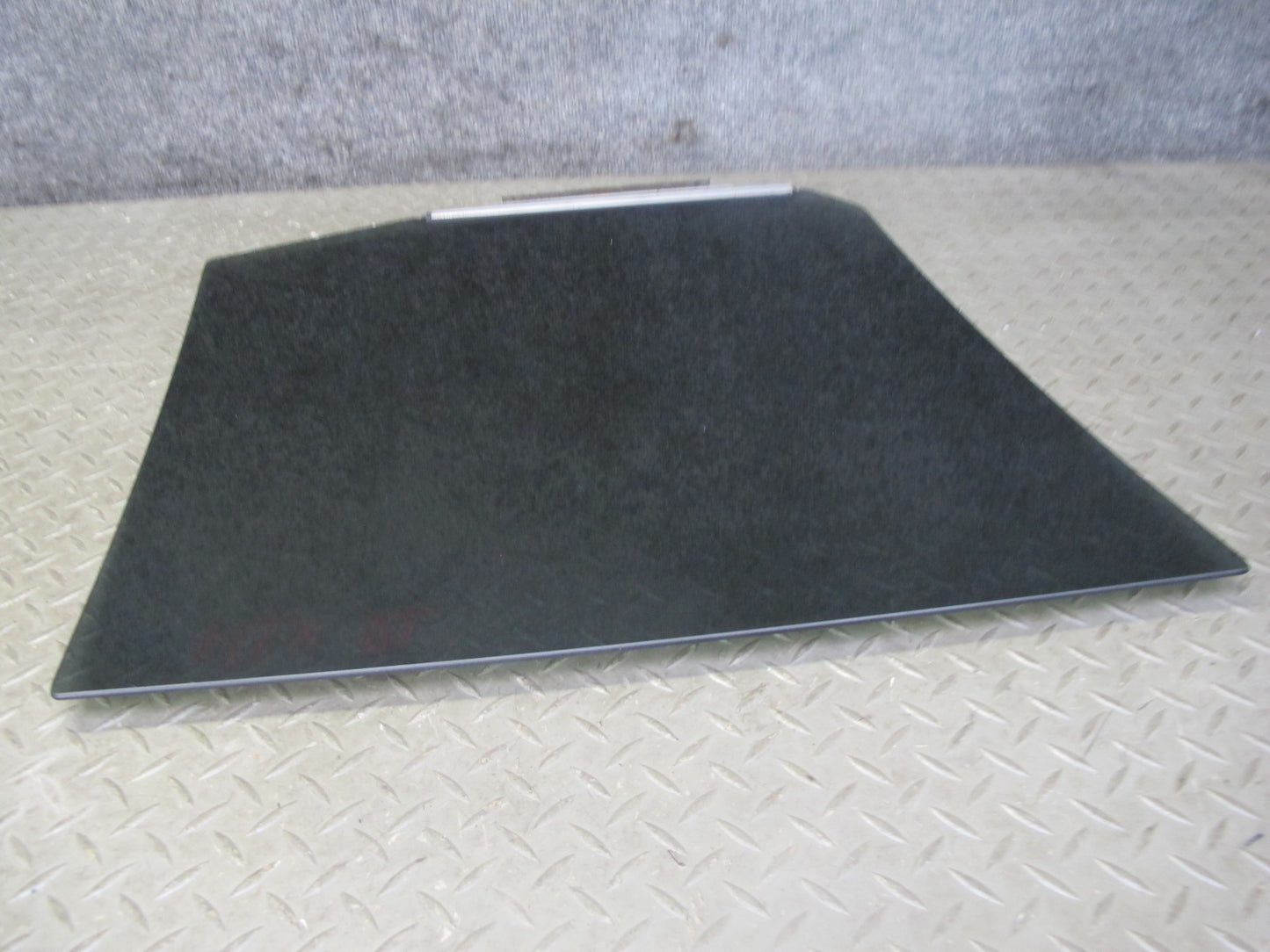 2003-2007 Lexus J100 LX470 Rear Left Driver Side Door Glass Window
