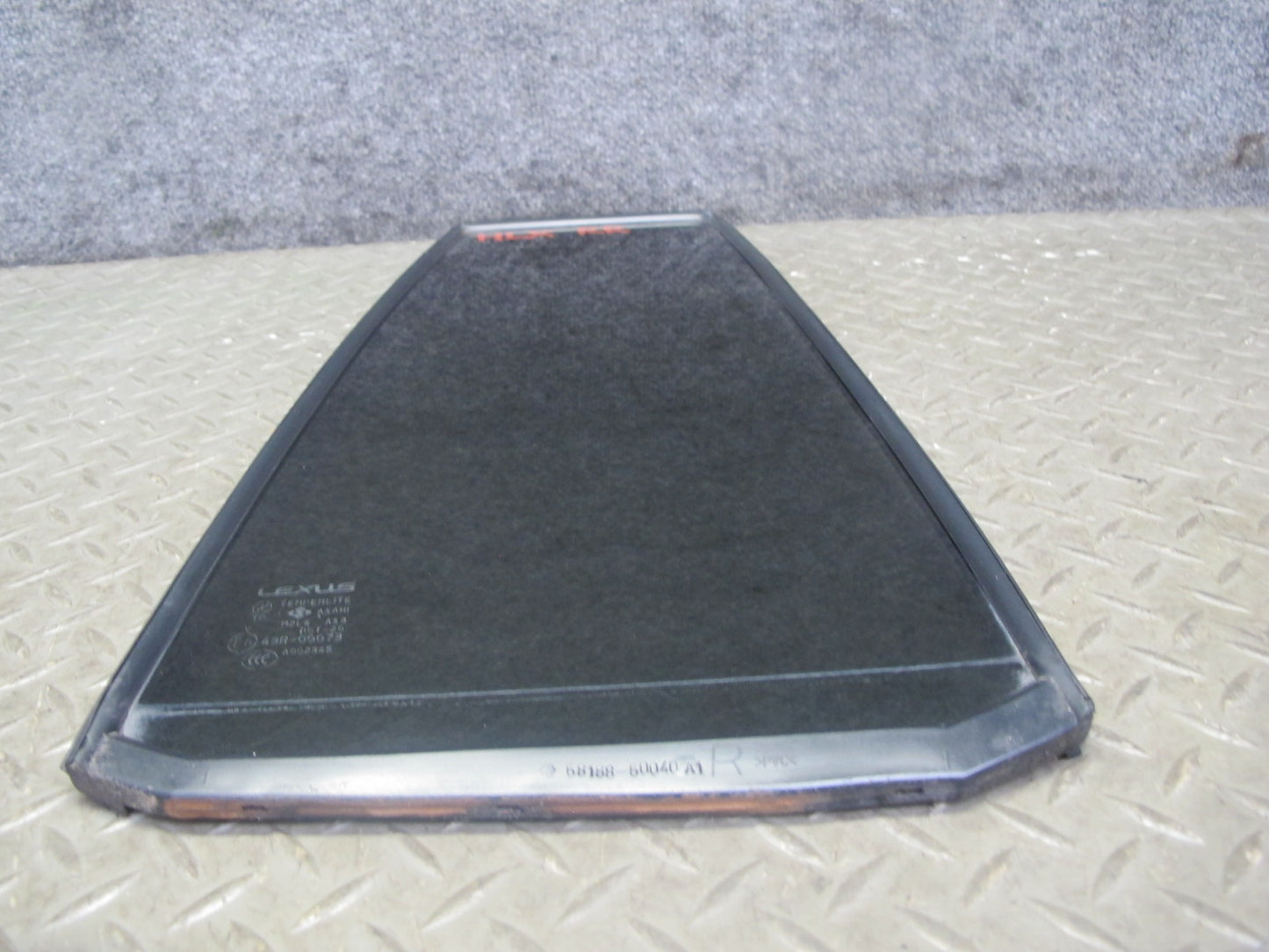 2003-2007 Lexus J100 LX470 Rear Right Side Door Vent Fixed Glass Window