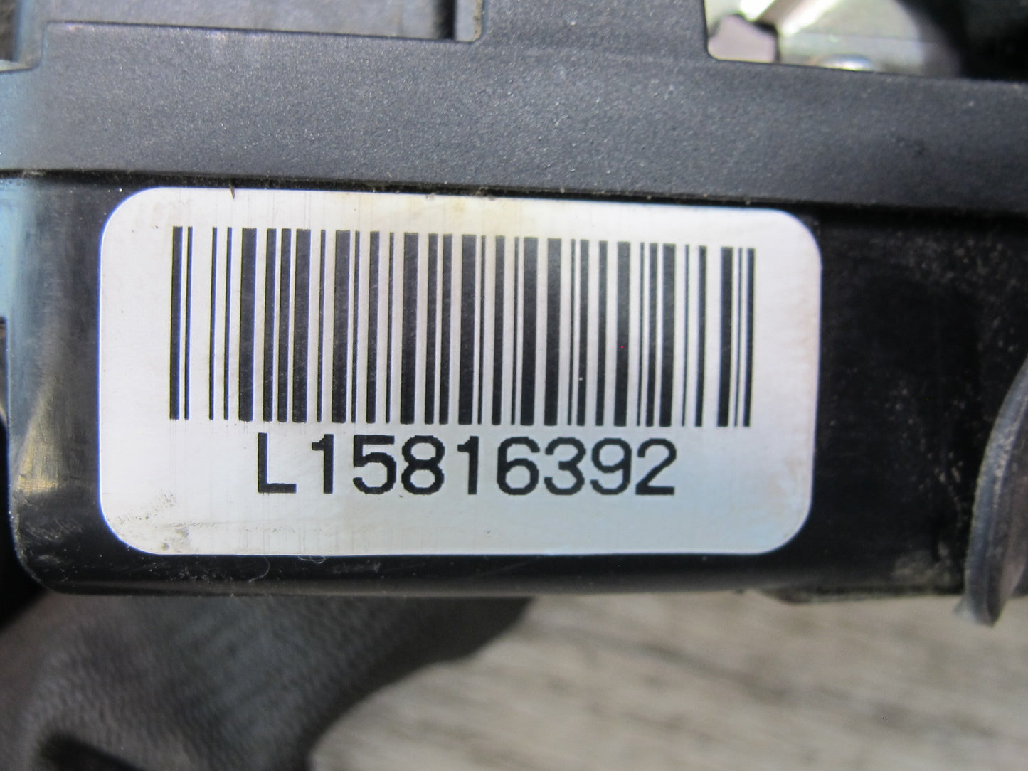 2003-2007 Hummer H2 Front Left Driver Side Door Lock Latch Actuator 15816392