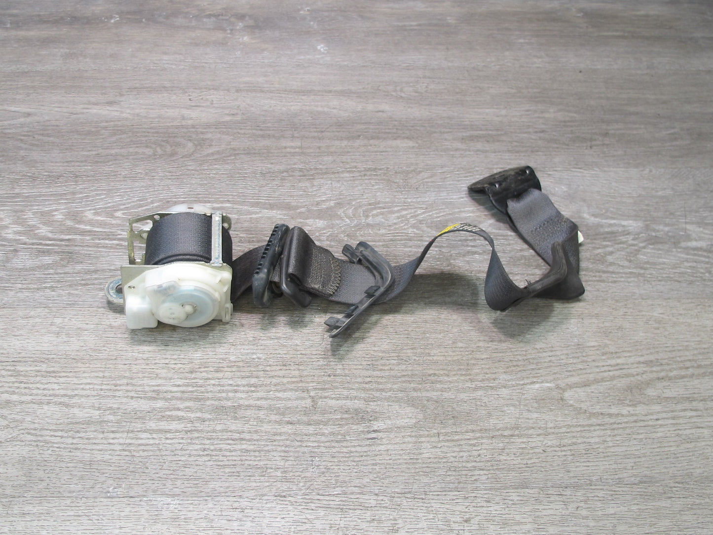 03-07 HUMMER H2 REAR RIGHT & LEFT SIDE SEATBELT RETRACTOR SET OEM