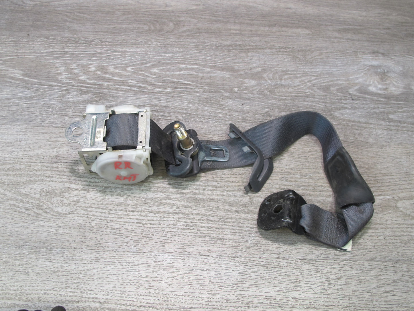 03-07 HUMMER H2 REAR RIGHT & LEFT SIDE SEATBELT RETRACTOR SET OEM