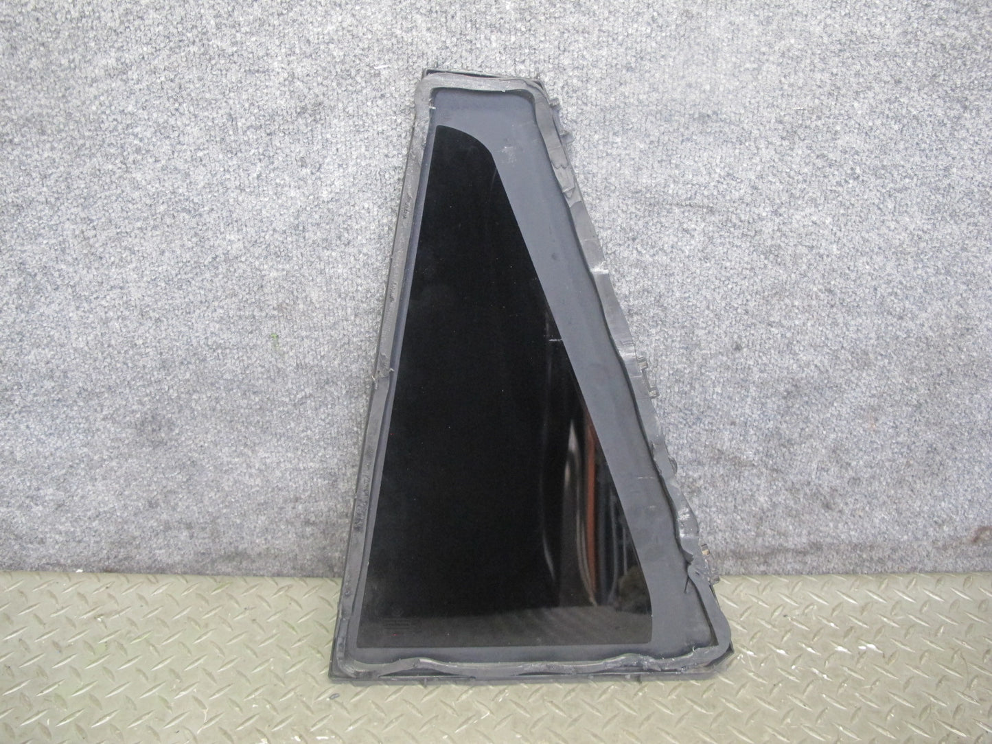 2007-2013 BMW E70 X5 Rear Right Door Corner Fixed Glass Window 7129736