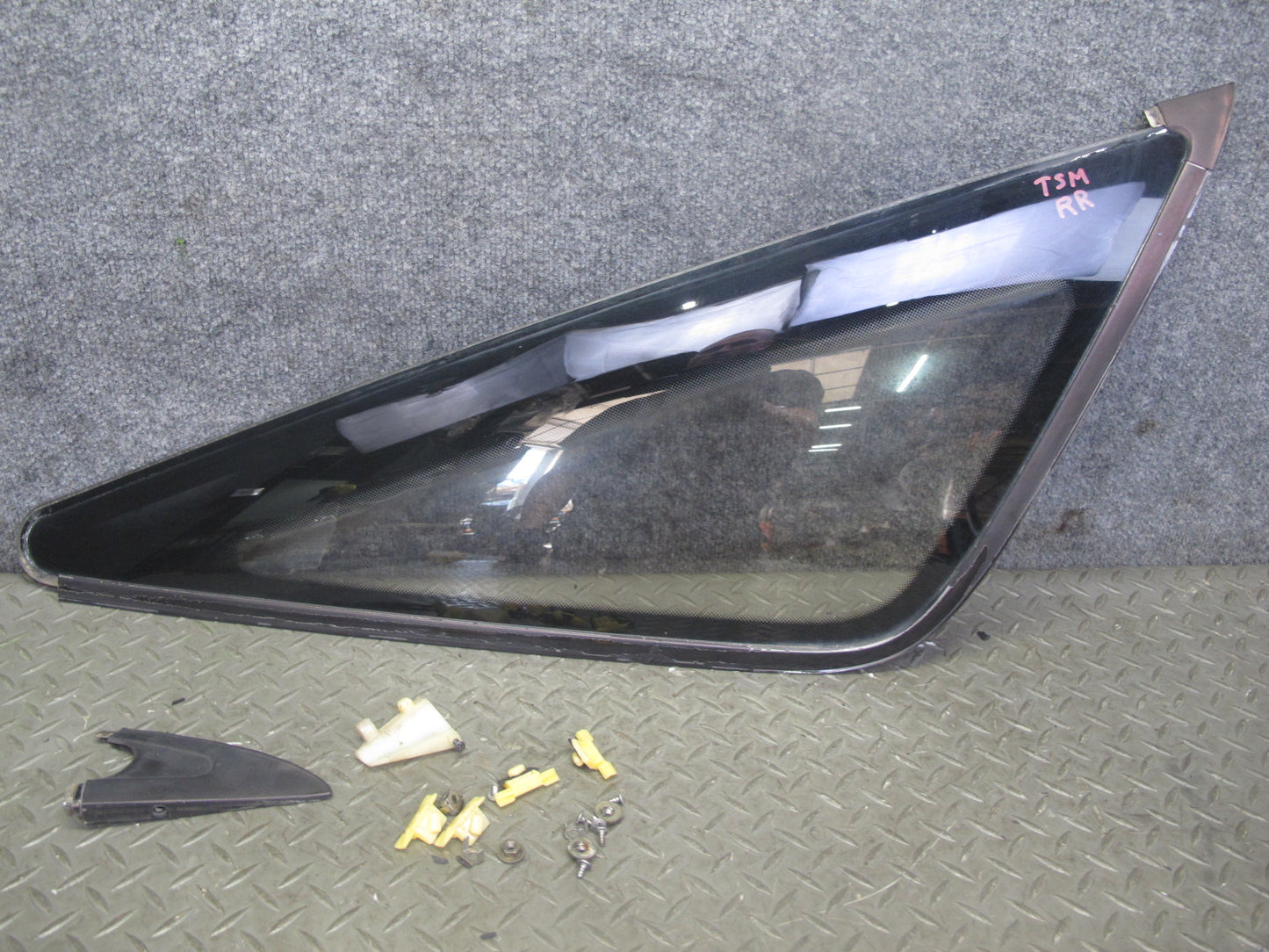 86-92 Toyota Supra MA70 Rear Right Quarter Glass Window w Molding & Hardware OEM