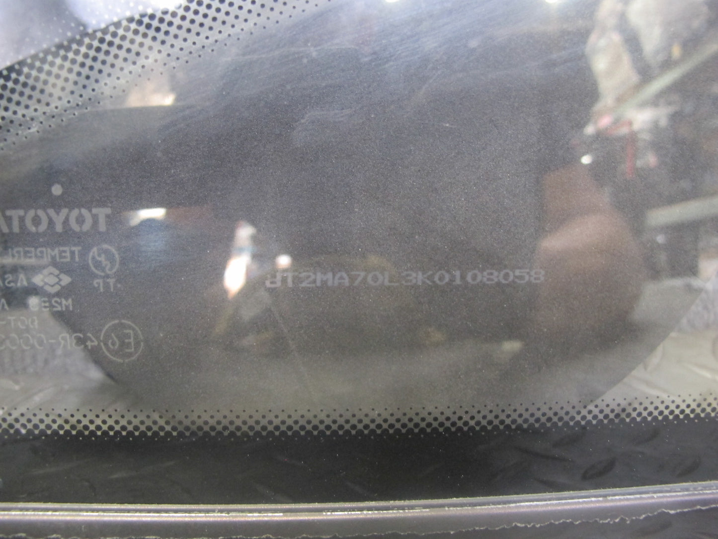 86-92 Toyota Supra MA70 Rear Right Quarter Glass Window w Molding & Hardware OEM