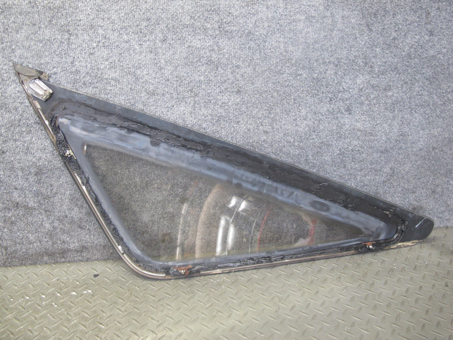 86-92 Toyota Supra MA70 Rear Right Quarter Glass Window w Molding & Hardware OEM