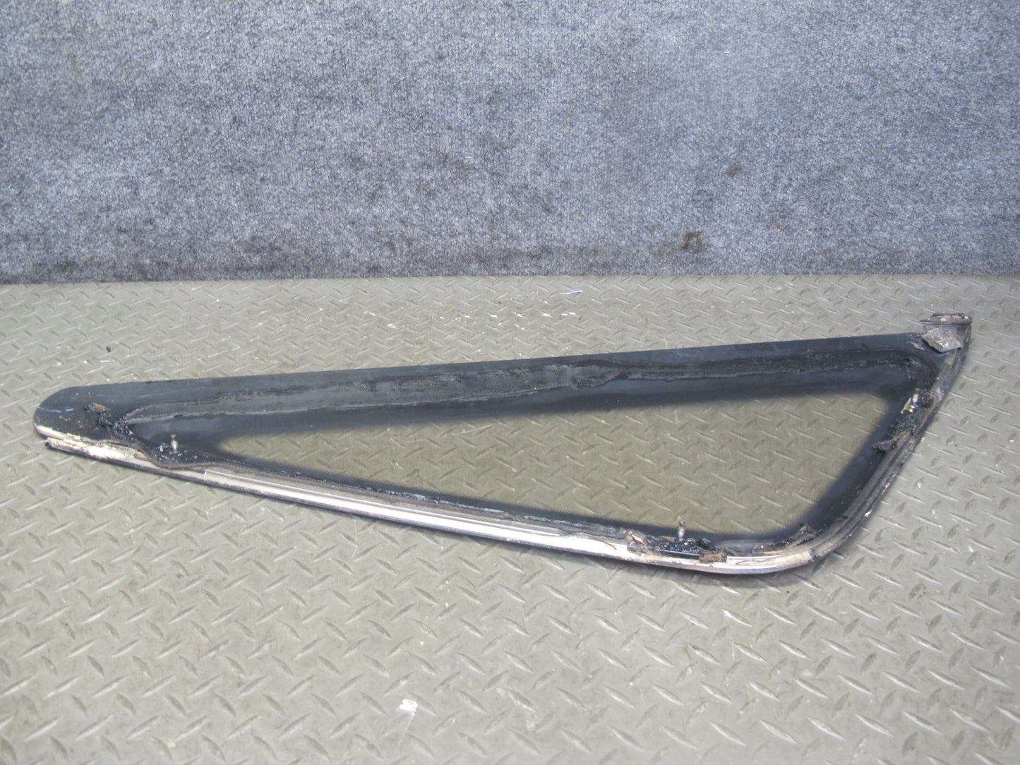 89-92 Toyota Supra MA70L Rear Left Quarter Glass Window w Molding & Hardware OEM