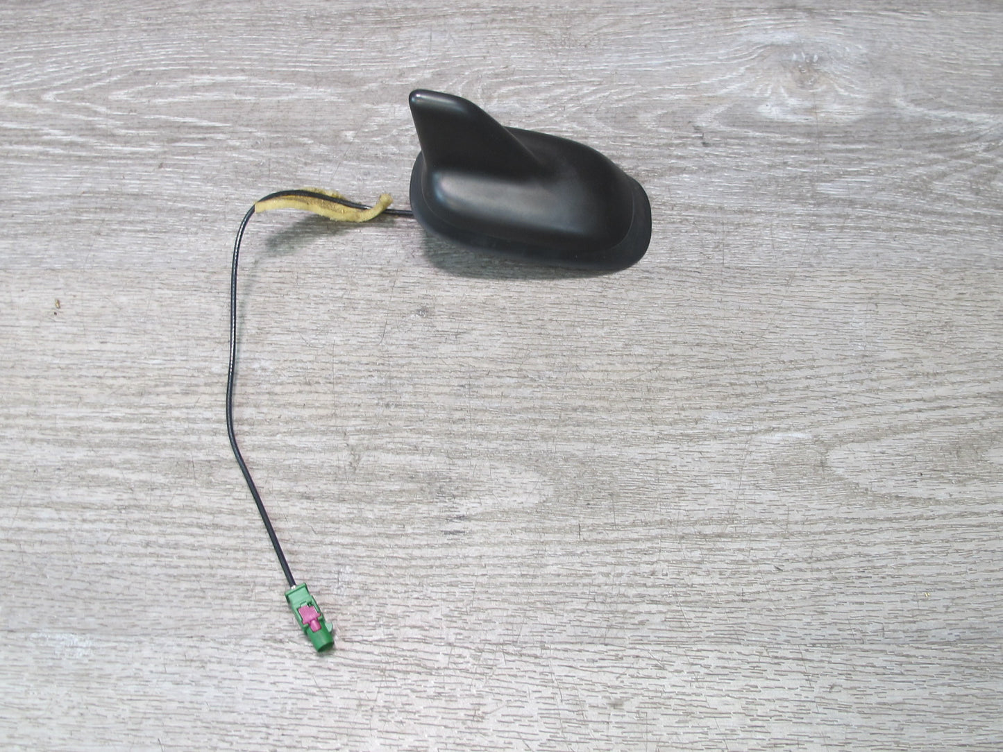 07-19 VW Golf Rabbit Jetta R32 GTI Touareg Roof Shark FIN Radio Antenna OEM