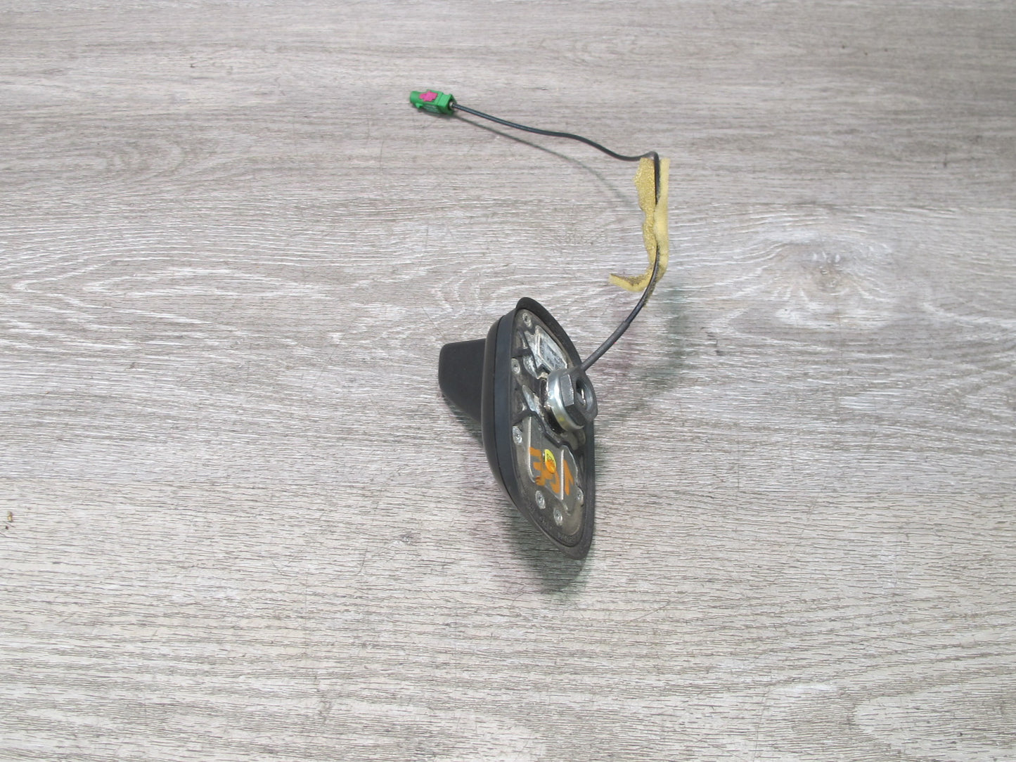 07-19 VW Golf Rabbit Jetta R32 GTI Touareg Roof Shark FIN Radio Antenna OEM