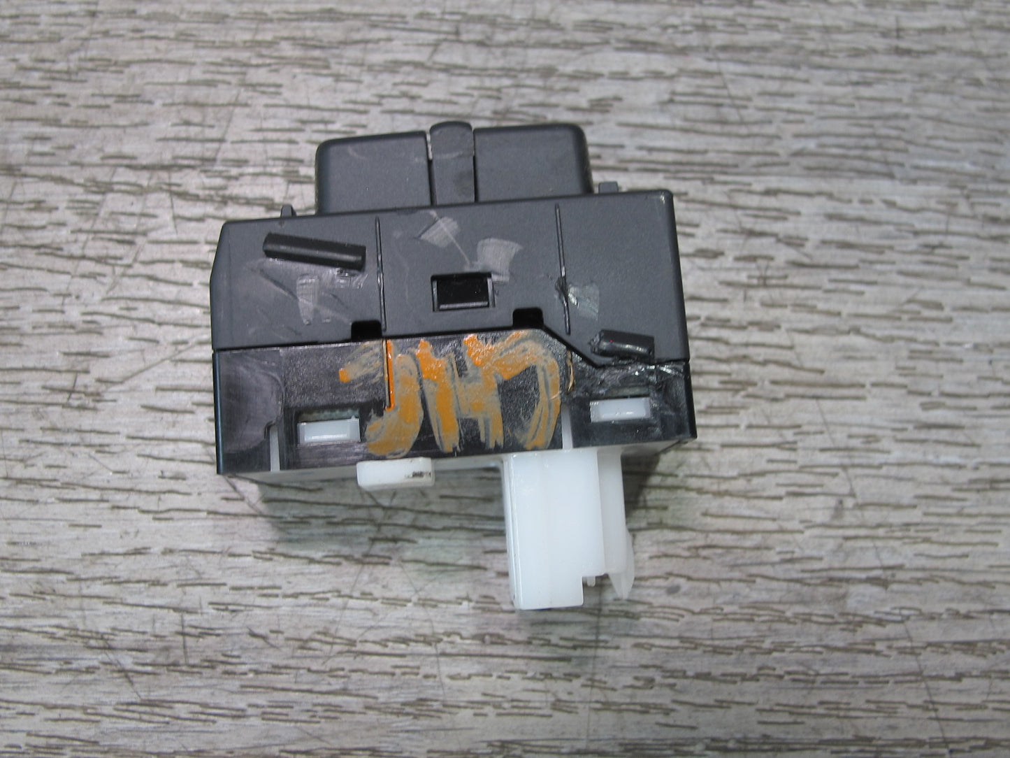 05-13 Chevrolet Corvette C6 Left Heated Seat Heater Button Switch OEM
