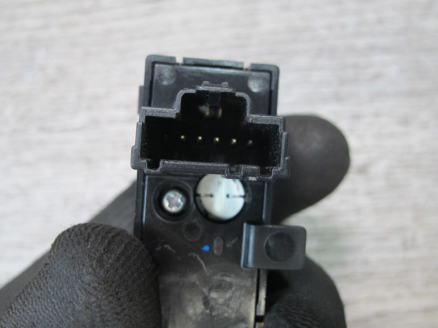 05-13 Chevrolet Corvette C6 Right Heated Seat Heater Button Switch OEM