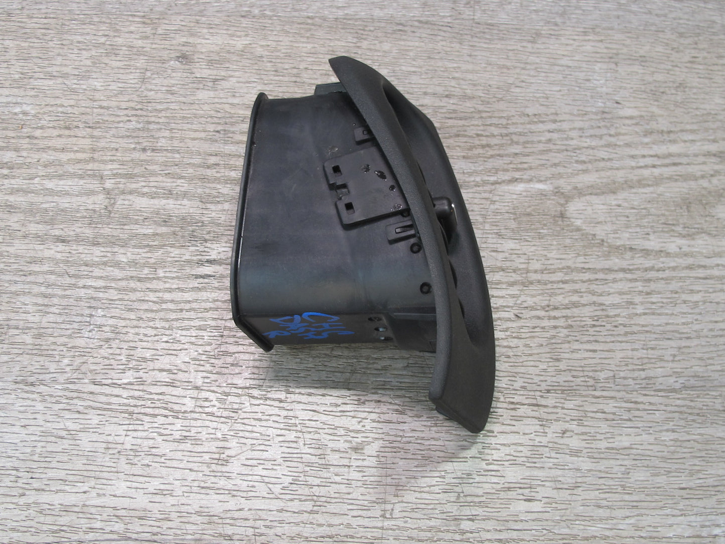 05-13 Chevrolet Corvette C6 Dash Front Right Air Vent Grille 10323198 OEM