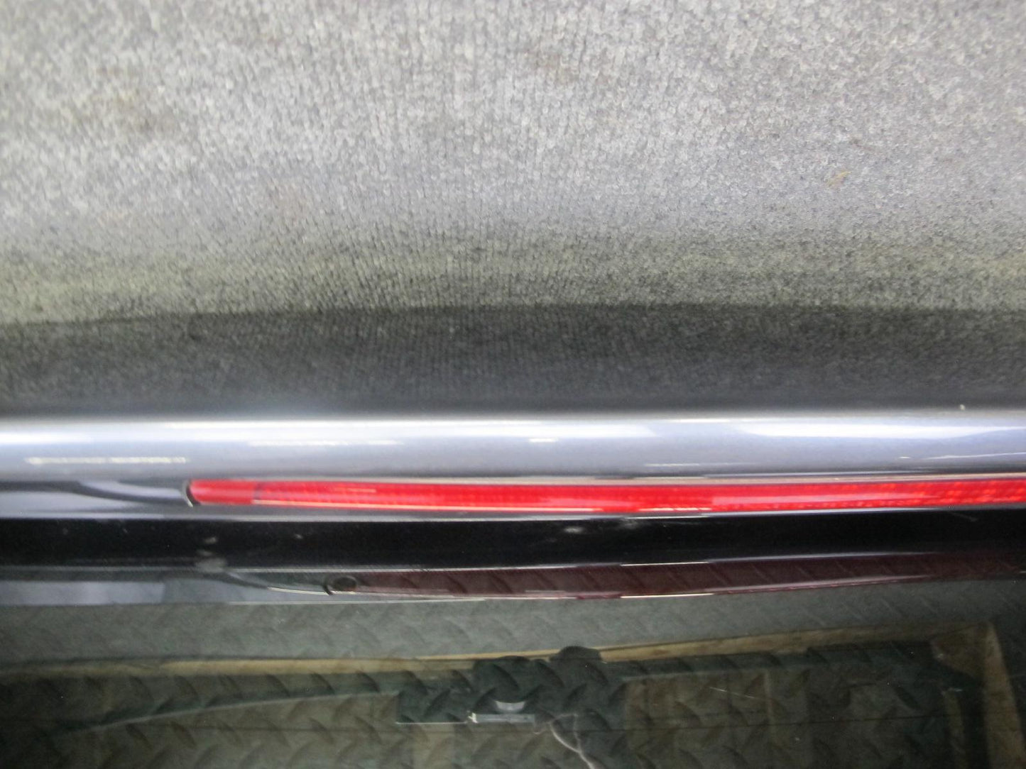 2004-2007 Lexus UZJ100L LX470 Rear Trunk Lid Liftgate Tailgate w Glass & Spoiler
