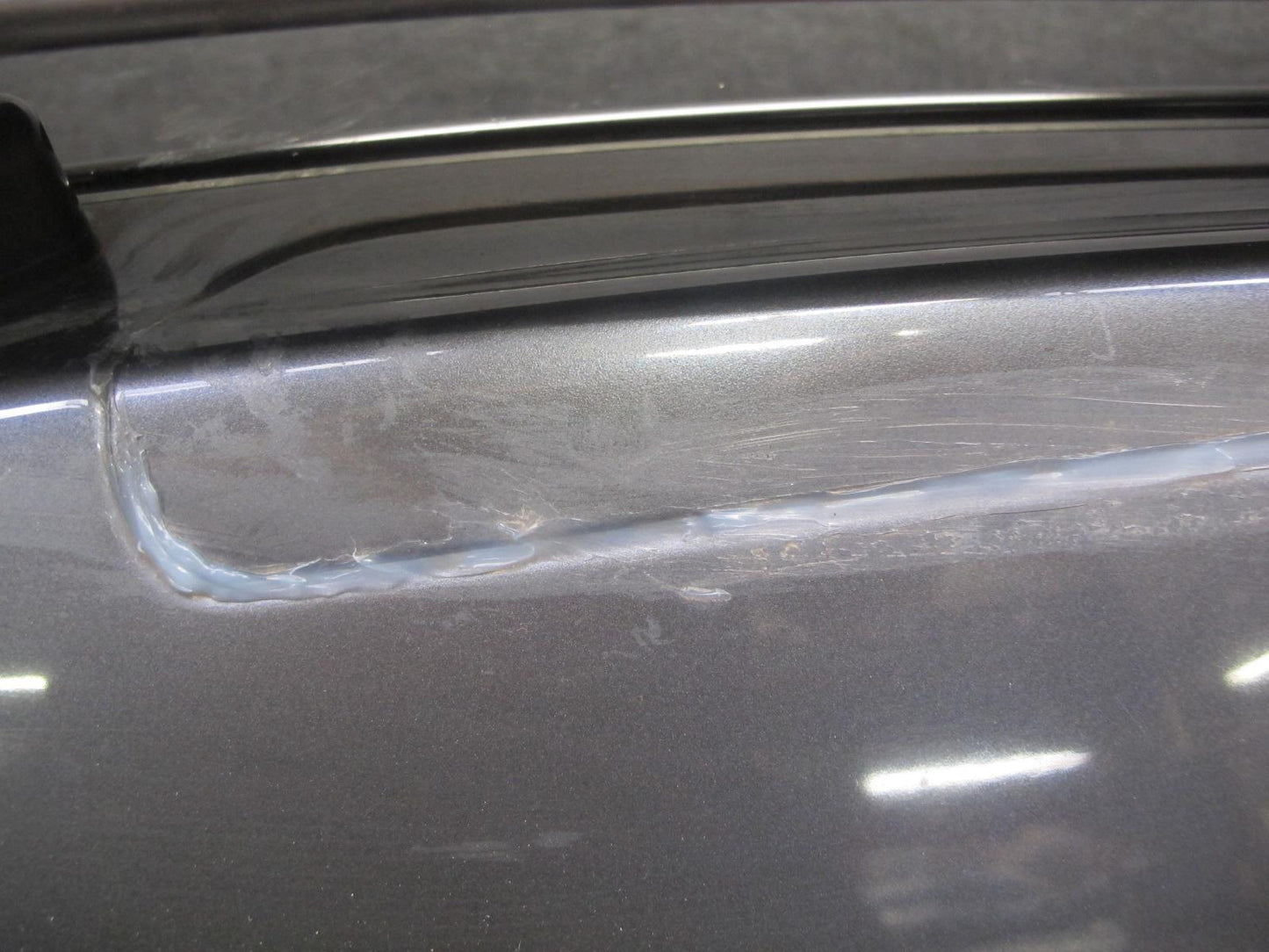 2004-2007 Lexus UZJ100L LX470 Rear Trunk Lid Liftgate Tailgate w Glass & Spoiler