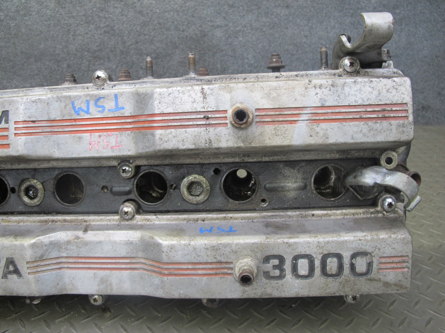 87-92 Toyota Supra MK3 7MGE NA Engine Cylinder Head w Camshaft & Valve Cover OEM