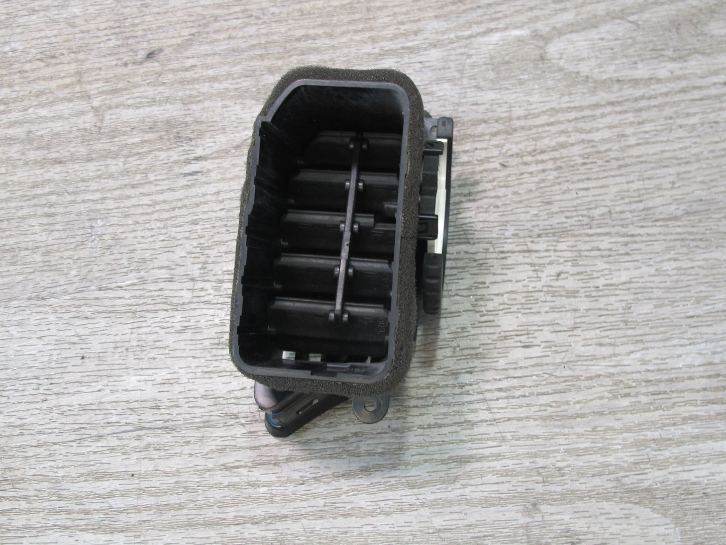 00-03 Honda S2000 Dash Front Left Air Vent Grille G919-5651-100 OEM