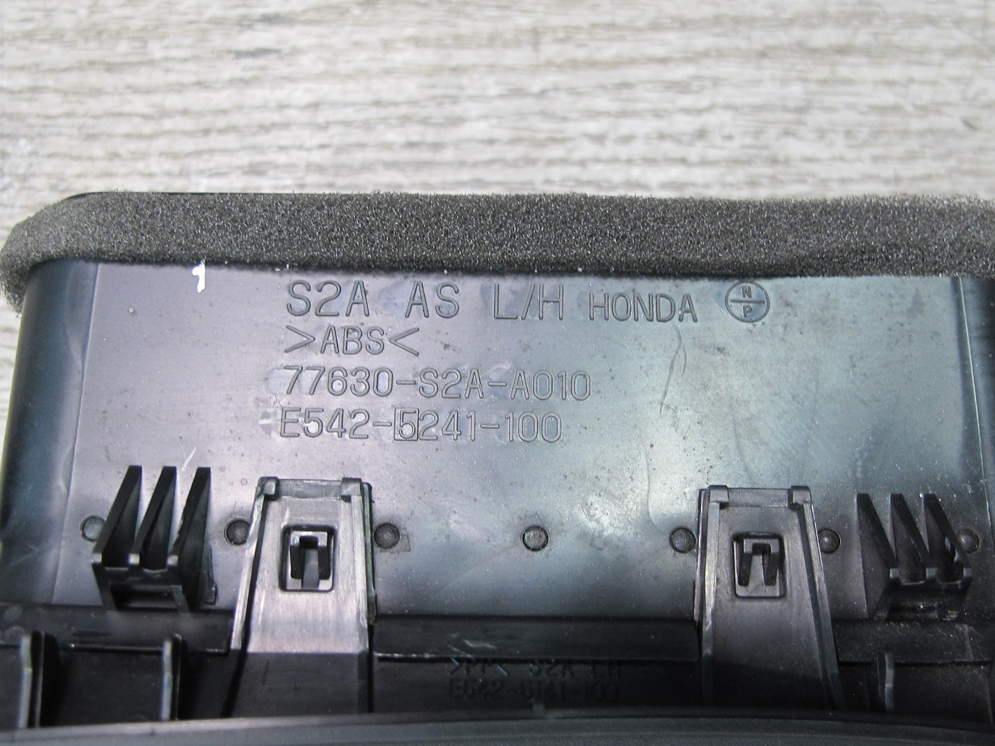 00-09 Honda S2000 Dash Front Left A/C Air Vent Grille 77630-S2A-A010 OEM