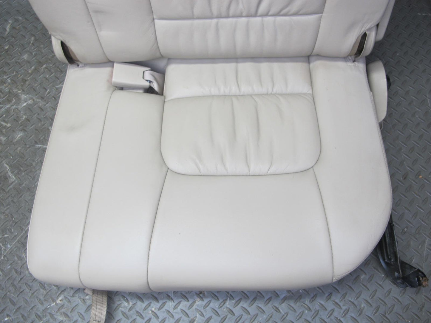 2004-2005 Lexus LX470 Rear Third 3RD ROW Left Right Leather Ivory Seat Set of 2