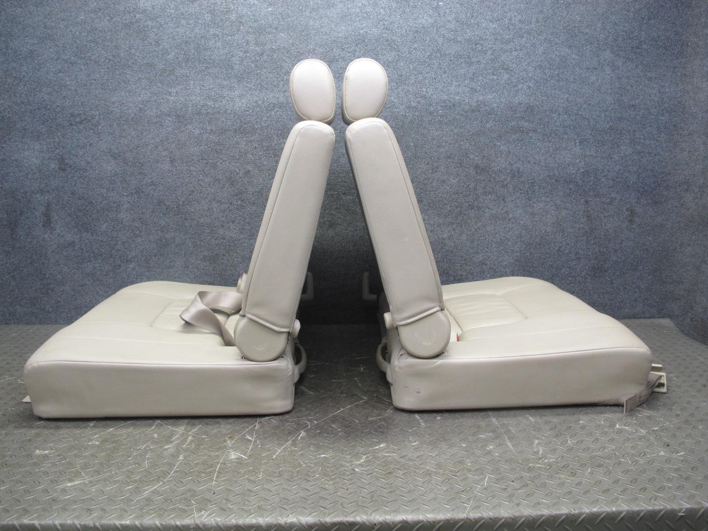 2004-2005 Lexus LX470 Rear Third 3RD ROW Left Right Leather Ivory Seat Set of 2