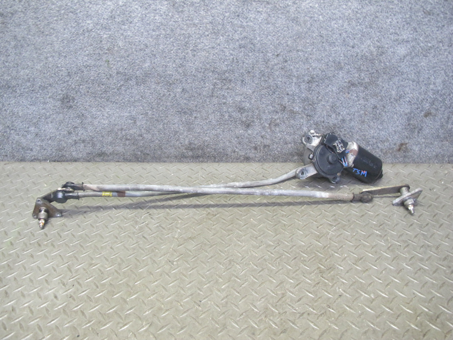 86-92 Toyota Supra MA70L Front Wiper Transmission Linkage w Motor OEM