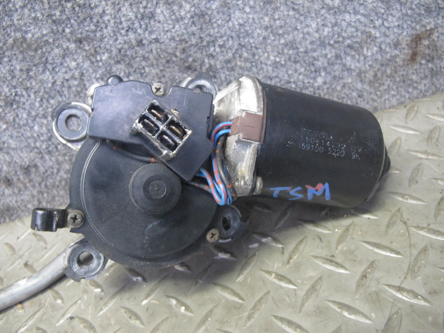 86-92 Toyota Supra MA70L Front Wiper Transmission Linkage w Motor OEM