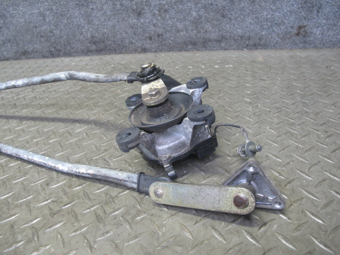 86-92 Toyota Supra MA70L Front Wiper Transmission Linkage w Motor OEM