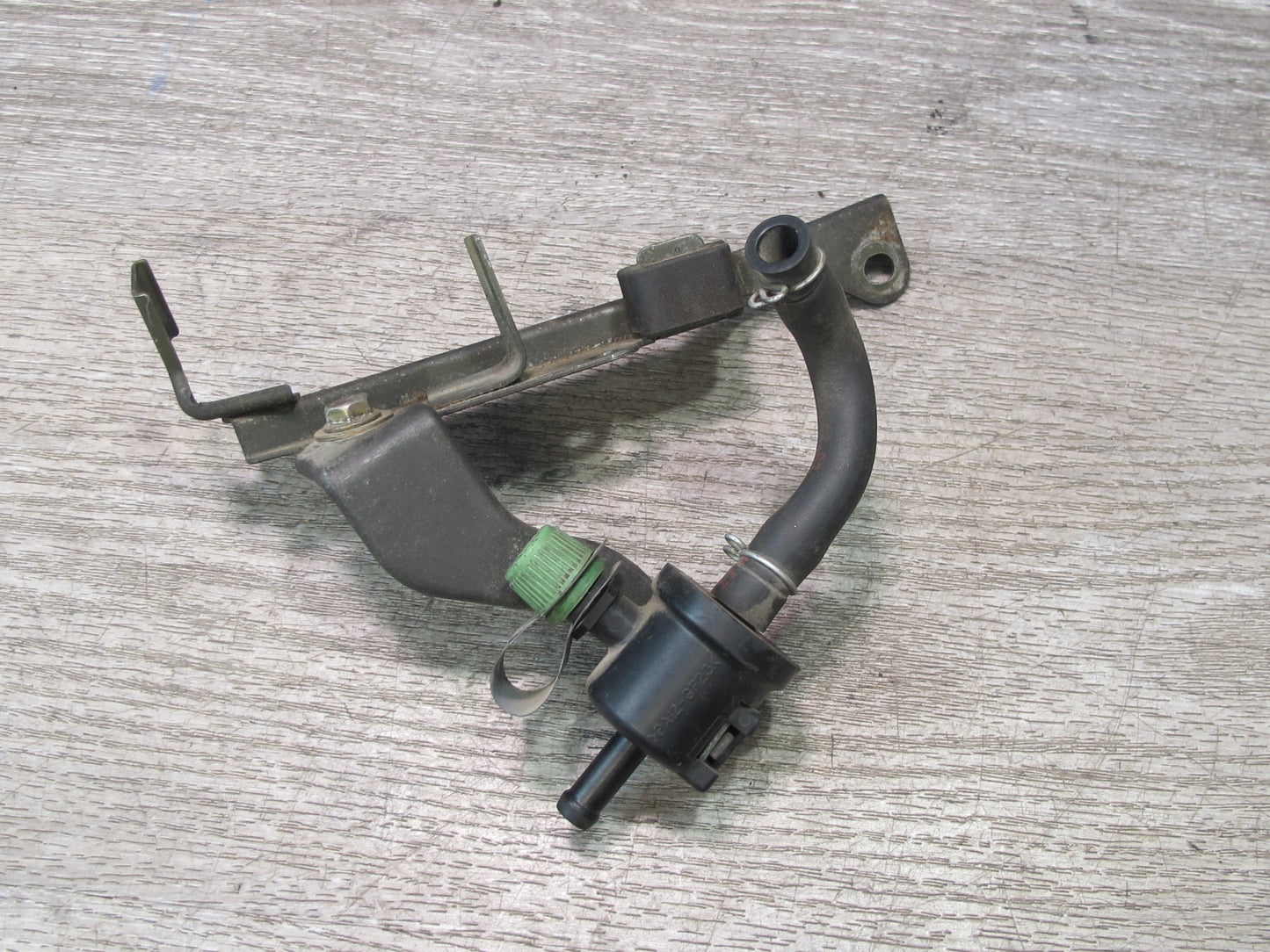 00-05 Honda S2000 Fuel Purge Valve w Bracket OEM