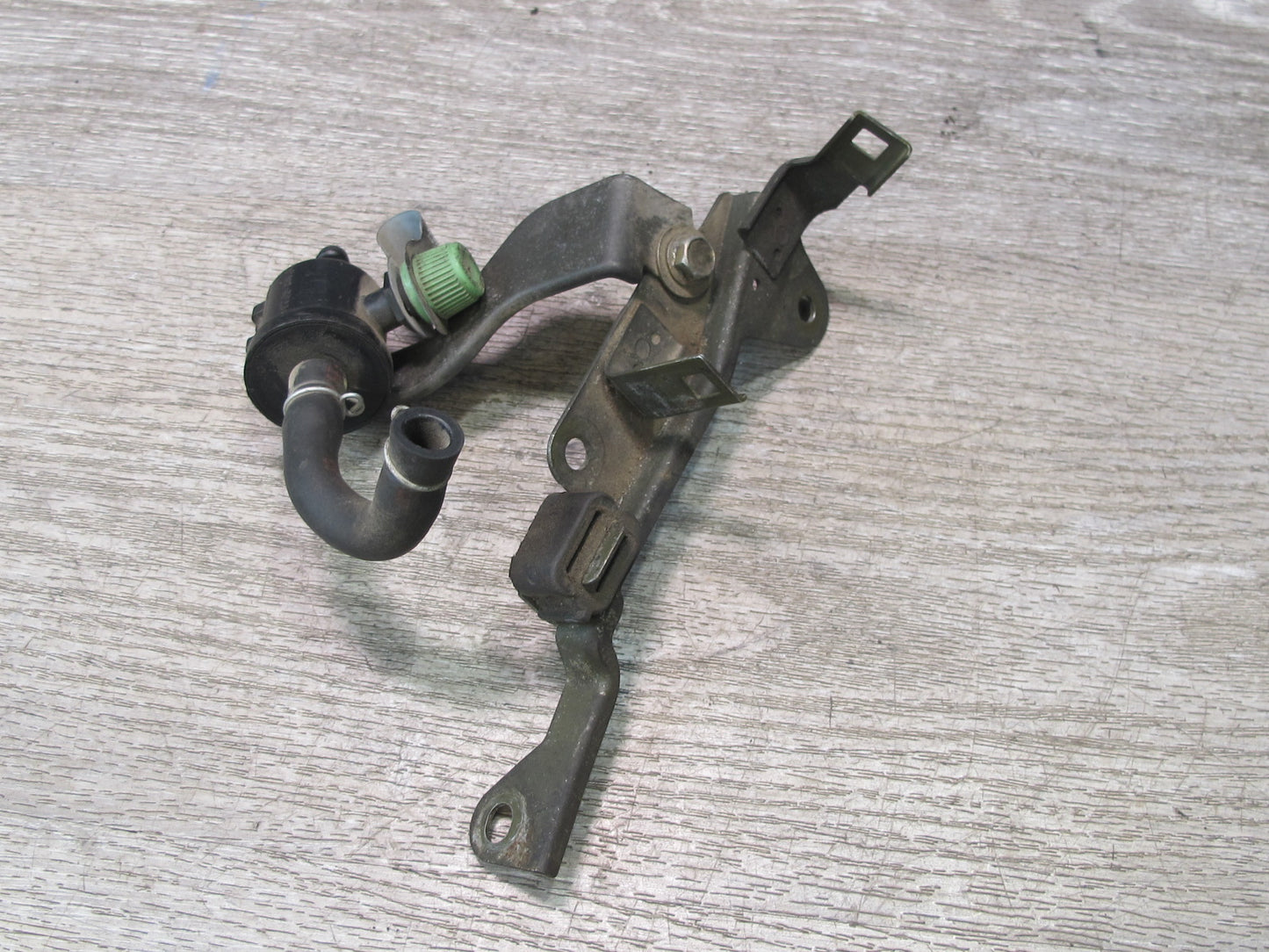 00-05 Honda S2000 Fuel Purge Valve w Bracket OEM