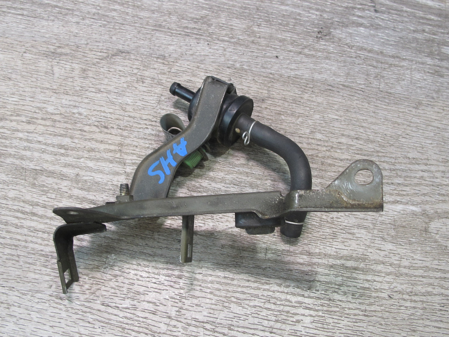 00-05 Honda S2000 Fuel Purge Valve w Bracket OEM
