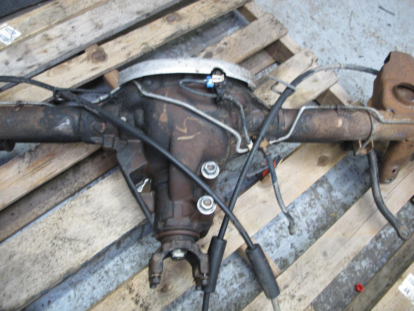 1999 Pontiac Firebird 5.7L AT Rear Axle LSD 2.73 Ratio w Disc Brakes GU2 G80 OEM